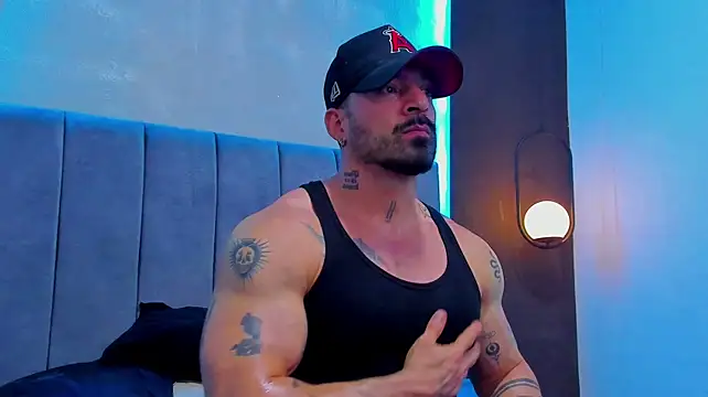 dennis__coxx XXX чат на живо