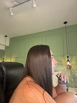 ava_blue élő XXX-chatje