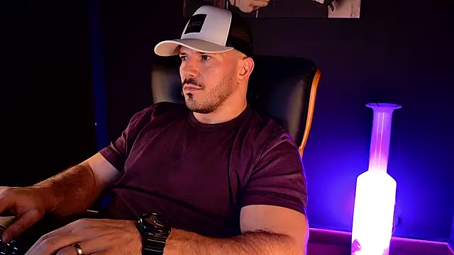 XXX chat uživo modela AngeloEric