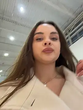 Chat +18 de KristiRich ao vivo