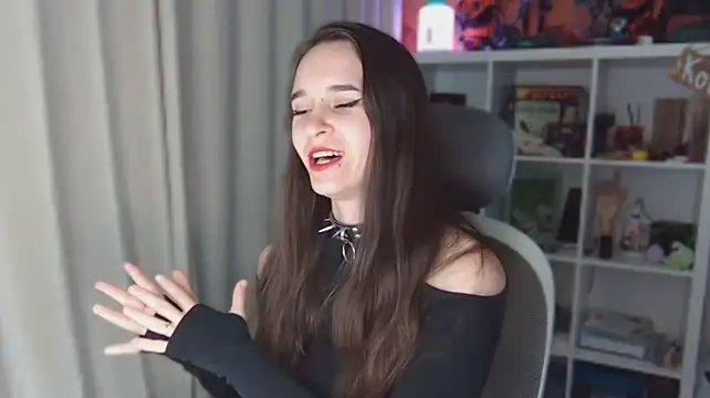 RolandeRodriquz – Naživo XXX chat