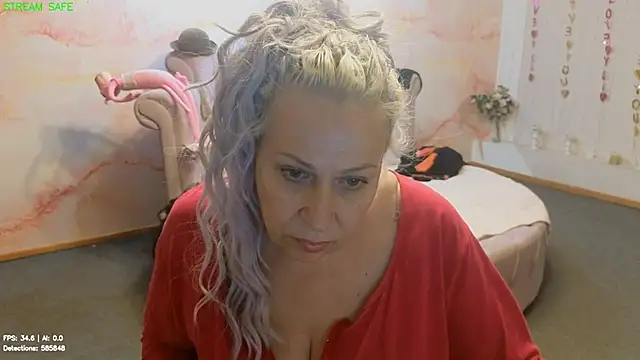 Chat +18 de Penelope_Pinky ao vivo