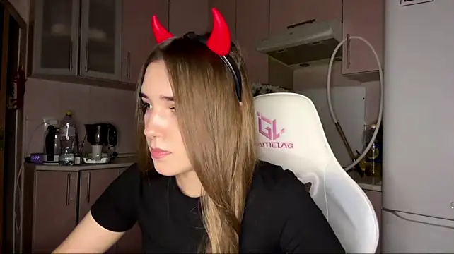 PamelaBurson Adlı Modelin Canlı XXX Sohbeti