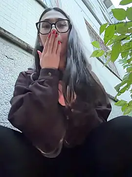 Aria51 – Naživo XXX chat