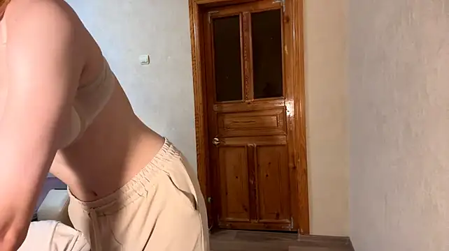 CrystaMio – Live XXX-chat