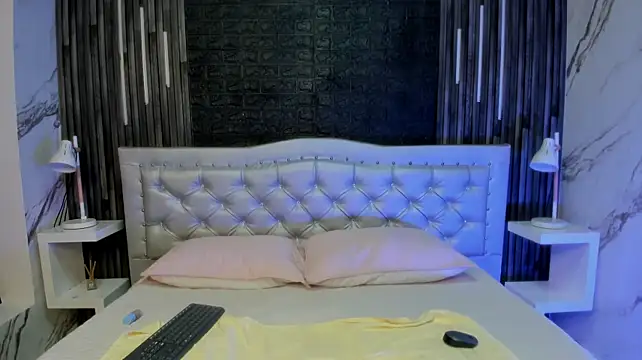 Pretty_Liaa_ 라이브 XXX 채팅