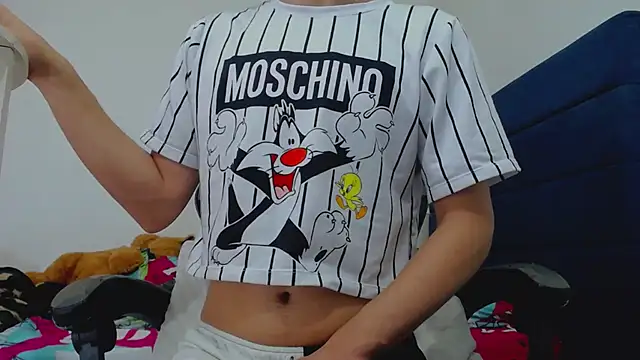 Chat +18 de zoecyrus1 ao vivo