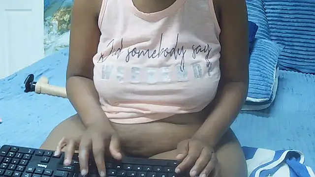 xxBoobieGal's Live XXX Chat