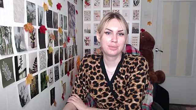 XXX chat uživo modela CapriScorpion
