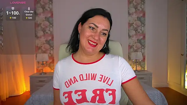 VelvetLuck's Live XXX Chat