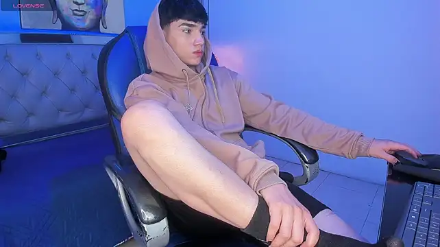 SamBlack_ élő XXX-chatje