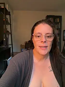 ChubbyBetty15 – Live XXX-chat