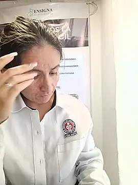 Chat +18 de Valentina--1 ao vivo