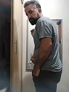 arda096 Adlı Modelin Canlı XXX Sohbeti