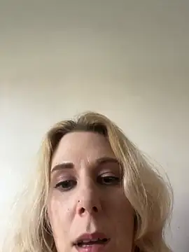 Czat XXX na żywo – PrincessKikiZa
