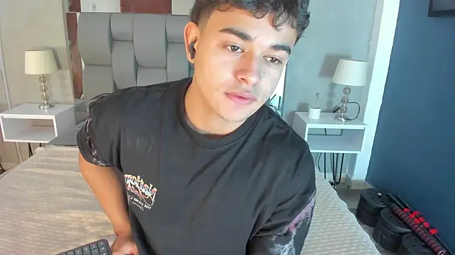 Charlie___Musk 라이브 XXX 채팅