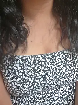 MojaditPussy Chat XXX in diretta
