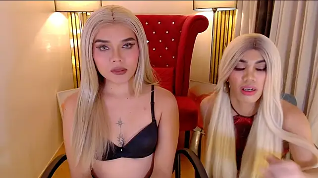 MeatyCockAkira Chat XXX in diretta