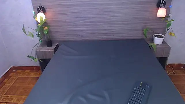 Roman_Muscle_ Live XXX Chat