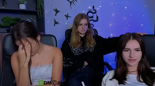 XXX chat uživo modela lisa_dark_
