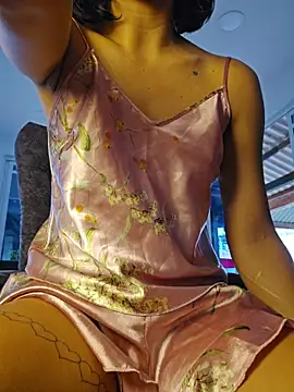 Kitty_San_xXx Chat XXX in diretta