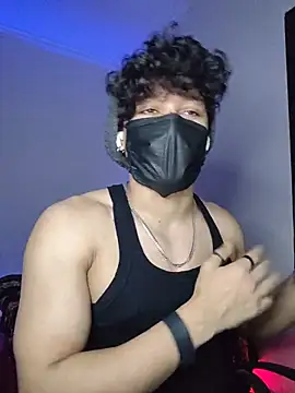 Chat XXX en directo de roxiii_
