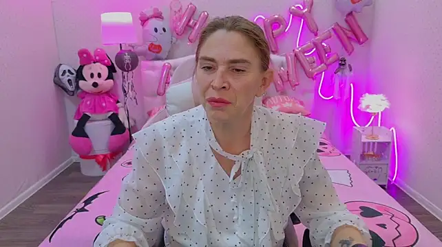 TessaDaybreak – Naživo XXX chat