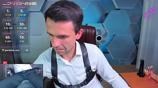 SteveTiger XXX чат на живо