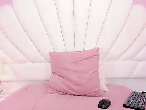 SARAGUILARR – Naživo XXX chat