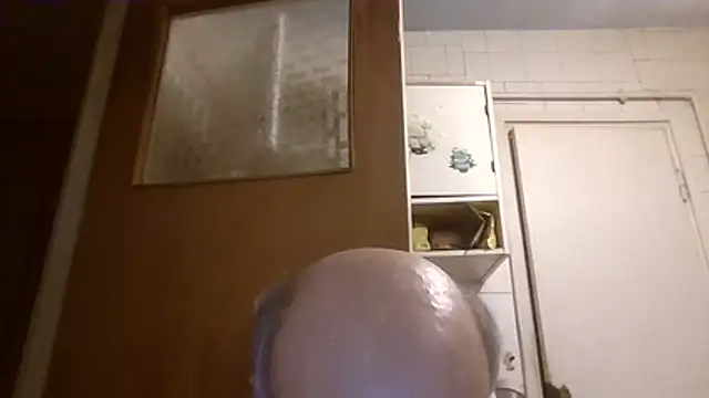 mariusica1@xh live XXX chat