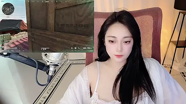 XXX chat uživo modela Daisy-77