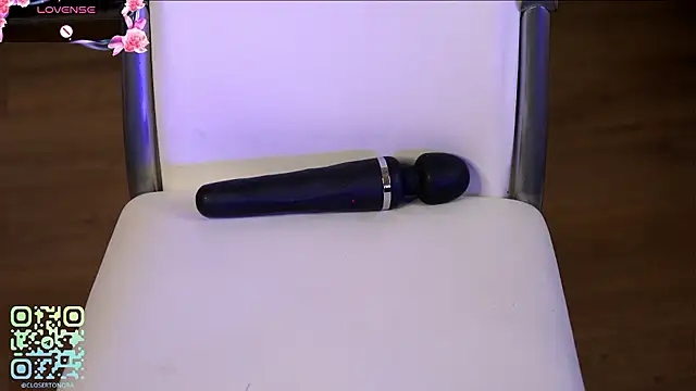 NoraQue's Live XXX Chat