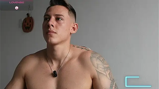 Онлайн чат XXX Muscle_King_Cum