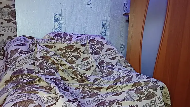 JennellLumpp Adlı Modelin Canlı XXX Sohbeti