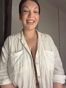 ClaraPasssion Adlı Modelin Canlı XXX Sohbeti