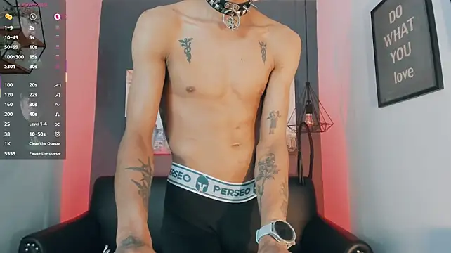 Maximoking26 Live XXX-Chat