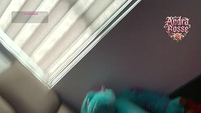 andraa_rossee's Live XXX Chat