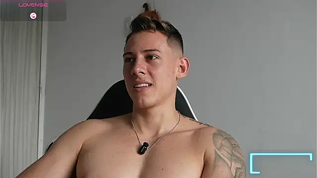 Muscle_King_Cum Chat XXX in diretta