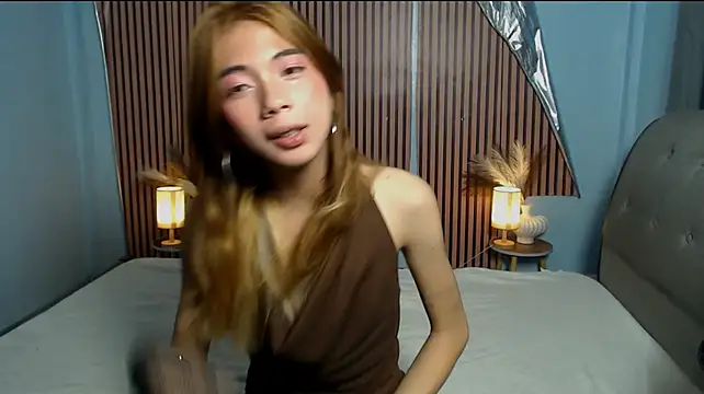 Chat XXX en directo de horsecock_levita