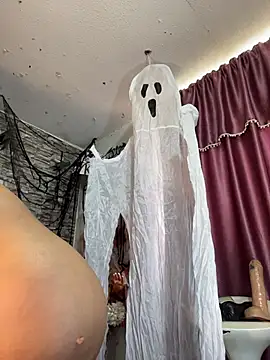 Newshantal_ XXX чат на живо