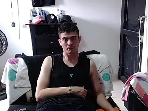 Zac_Efront Pertunjukan Webcam