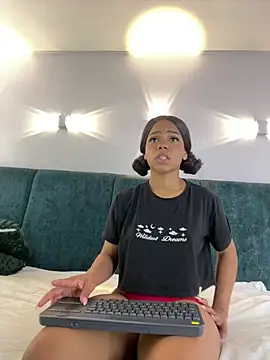 KhianaMalie's Live XXX Chat