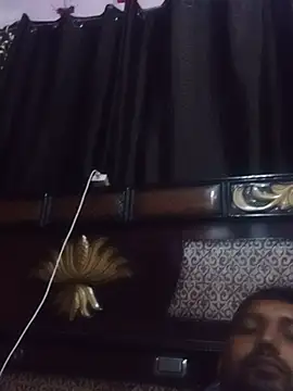Hero7029 লাইভ XXX  চ্যাট
