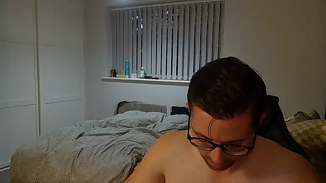 Chat +18 de kkezzy ao vivo