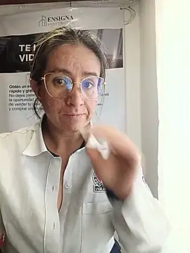 Chat XXX en directo de Valentina--1