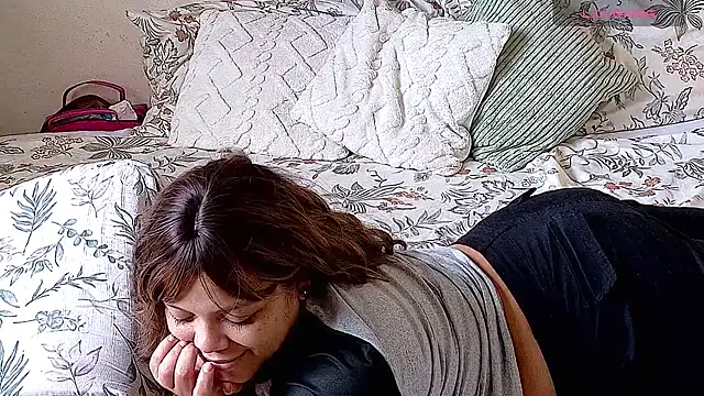 Amanda_sweet Adlı Modelin Canlı XXX Sohbeti