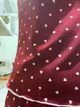 _AnneMia_ Adlı Modelin Canlı XXX Sohbeti