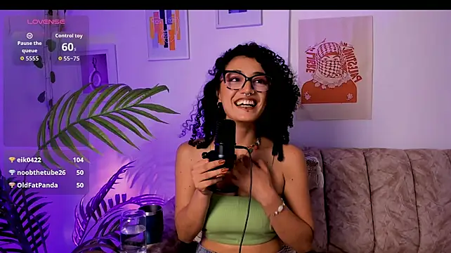 CurlyMeryJane XXX чат на живо