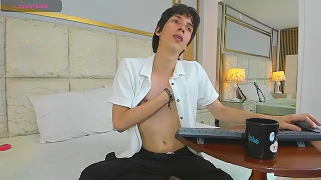 AbyssGaze live XXX chat