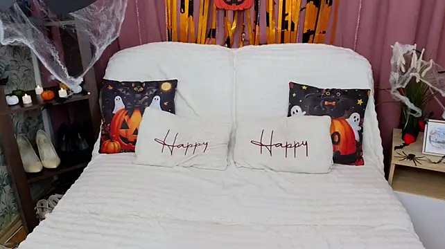 Онлайн чат XXX EmilyCuper_